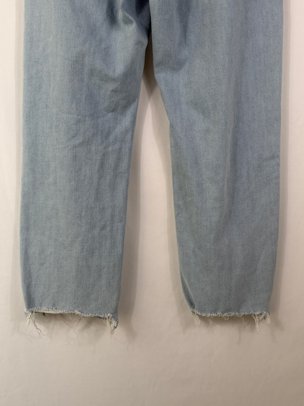 American Eagle Curvy Straight Light Wash Jeans. Womens Size 10 Short. Inseam 28" - Picture 8 of 10